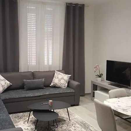 La Casa Di Noemi Апартаменты Савона